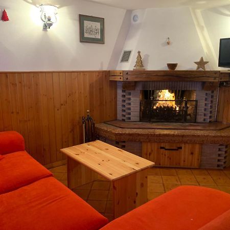 Appartamento Tipico Vista Dolomiti Nevegal Bagian luar foto