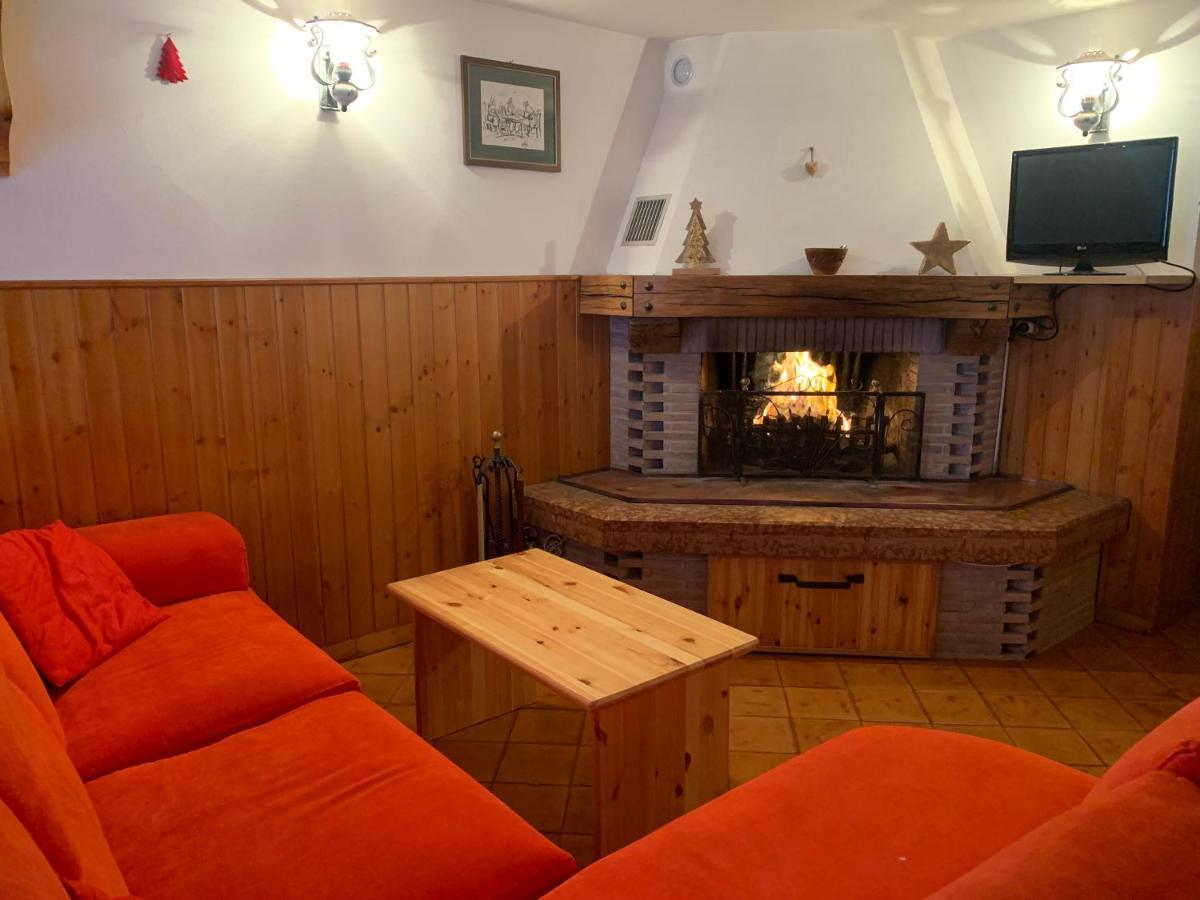 Appartamento Tipico Vista Dolomiti Nevegal Bagian luar foto